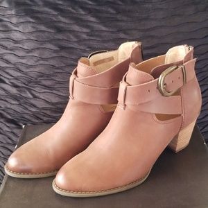 Vionic Rory Brown Bootie